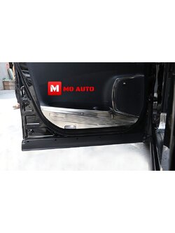 เพลทกันรอยประตูคู่หน้า ALPHARD MC