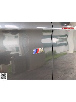 โลโก้ ///M ติดแก้มข้าง 3GT F30