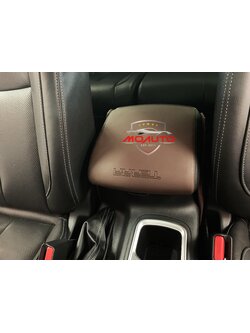 หนังหุ้มที่เท้าแขนกลาง TERRA