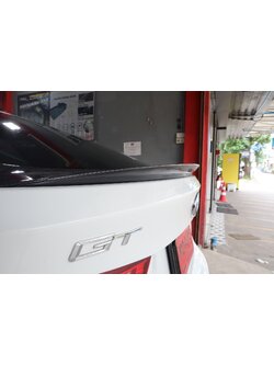 สปอยร์เลอร์ปีกยกฝากระโปรงท้าย คาร์บอนแท้ BMW 3GT F34