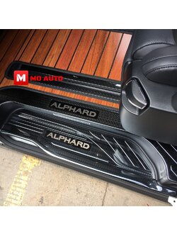 เพลทกันรอยเท้าชายประตู ดำเงา 8 ชิ้น ALPHARD / VELLFIRE 30 ปี 2016-2021