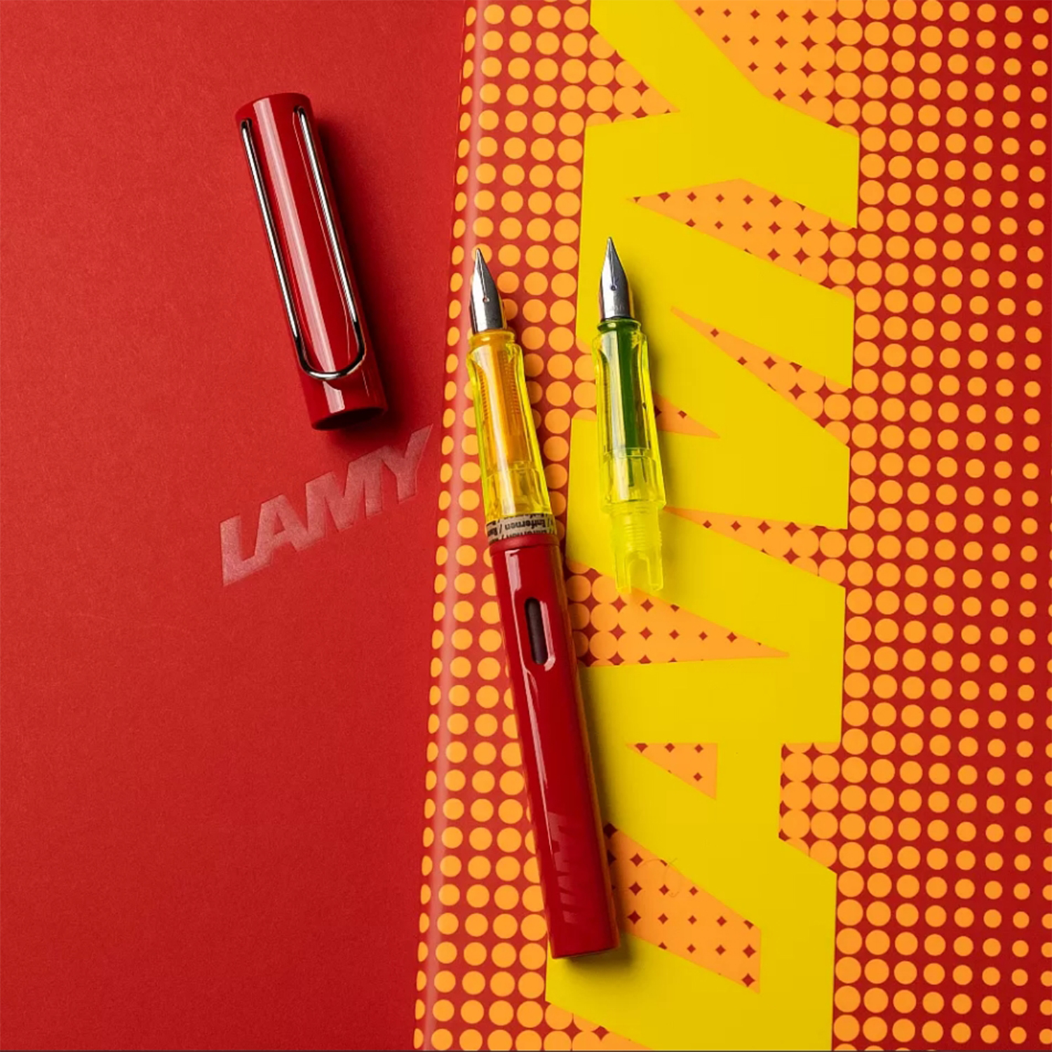 LAMY AL-star glossy red + paper notebook set - limited edition 2022
