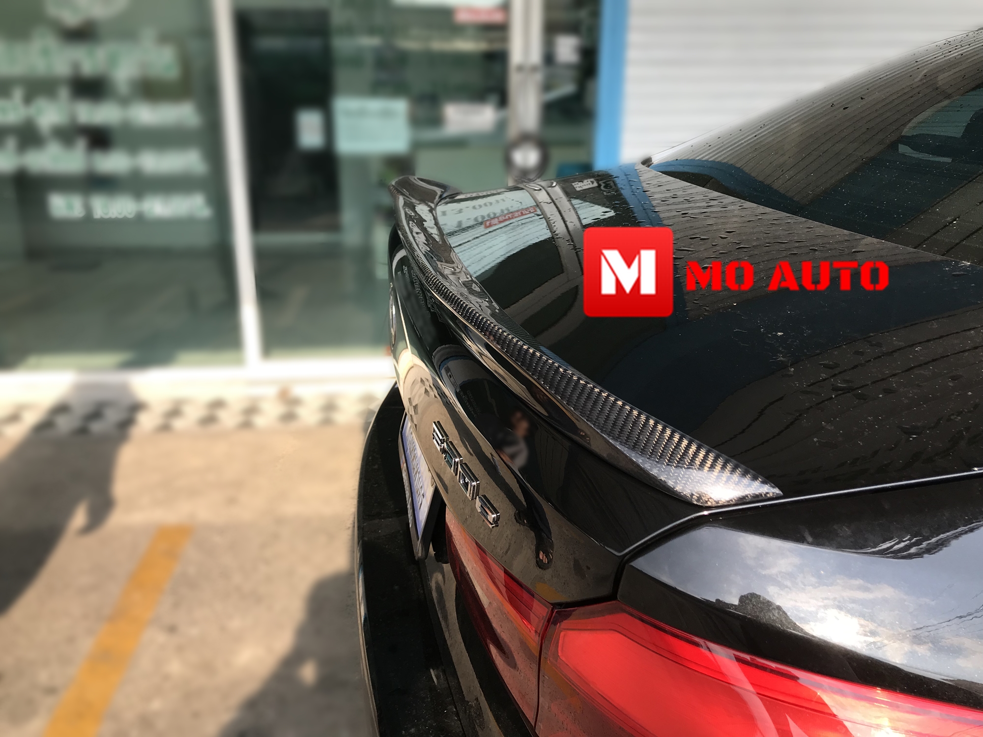 สปอยเลอร์ฝากระโปรงท้ายคาร์บอนแท้ ทรง CS สำหรับ BMW G30