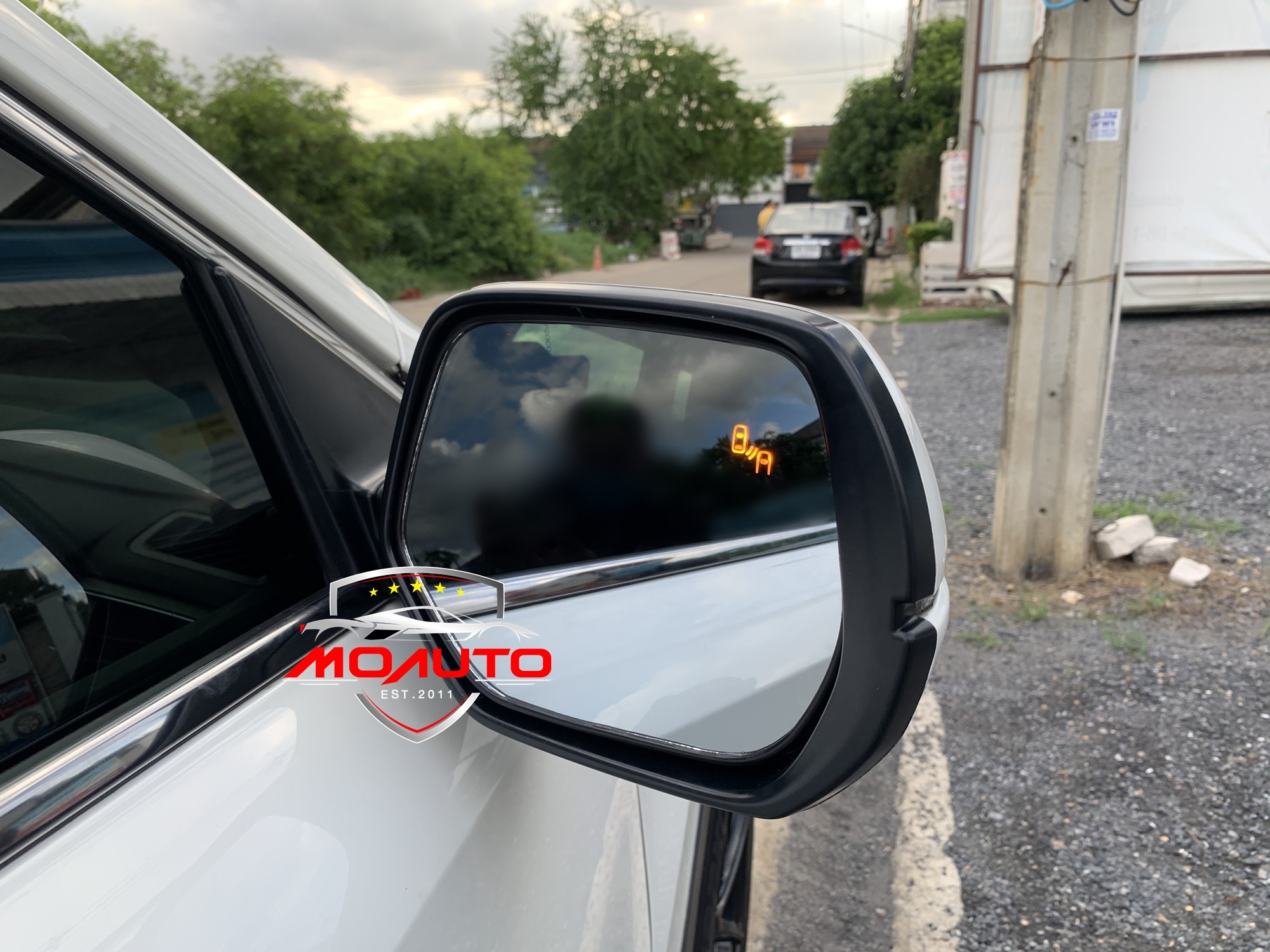 ชุดระบบช่วยเตือนมุมอับสายตาที่กระจกมองข้าง V1 (Blind Spot Monitor) CR-V G5