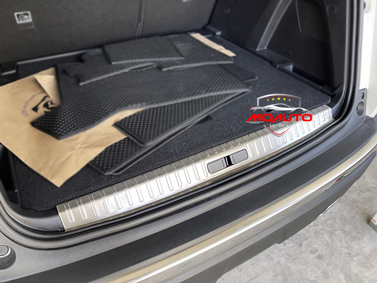 เพลทกันรอยท้ายภายใน PEUGEOT 3008