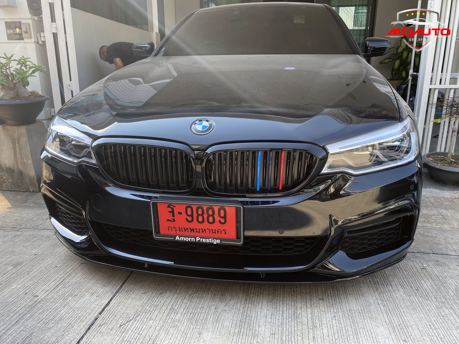 ลิ้นหน้า BMW Series 5 G30 ดำเงา ทรง MP