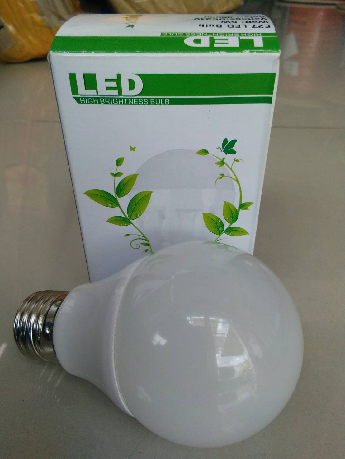 หลอดไฟ LED E27 Bulb ขนาด 3W 12V 6000K PL