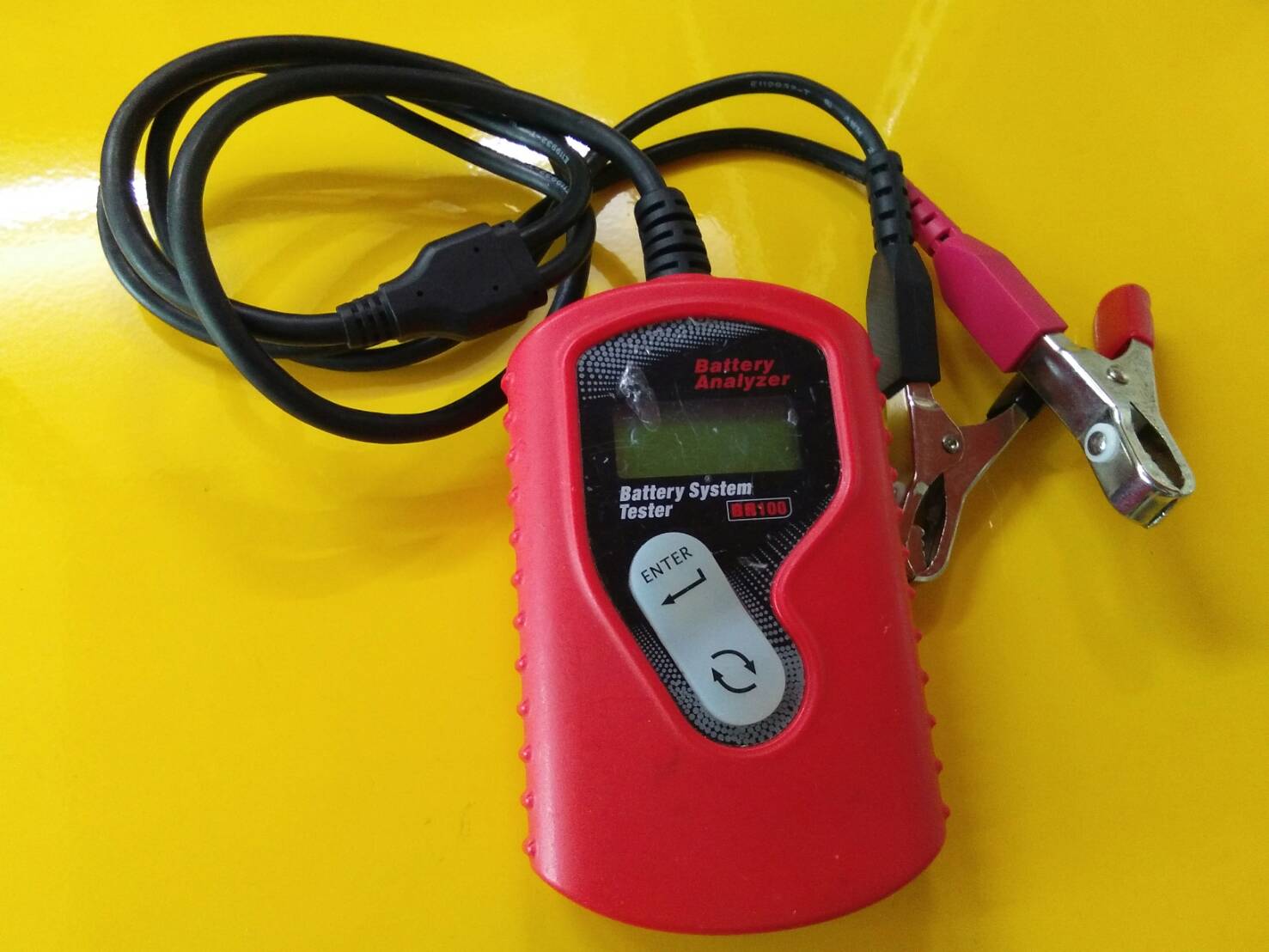 Tools (เครื่องมือช่าง) Vehicle battery analyzer BA100