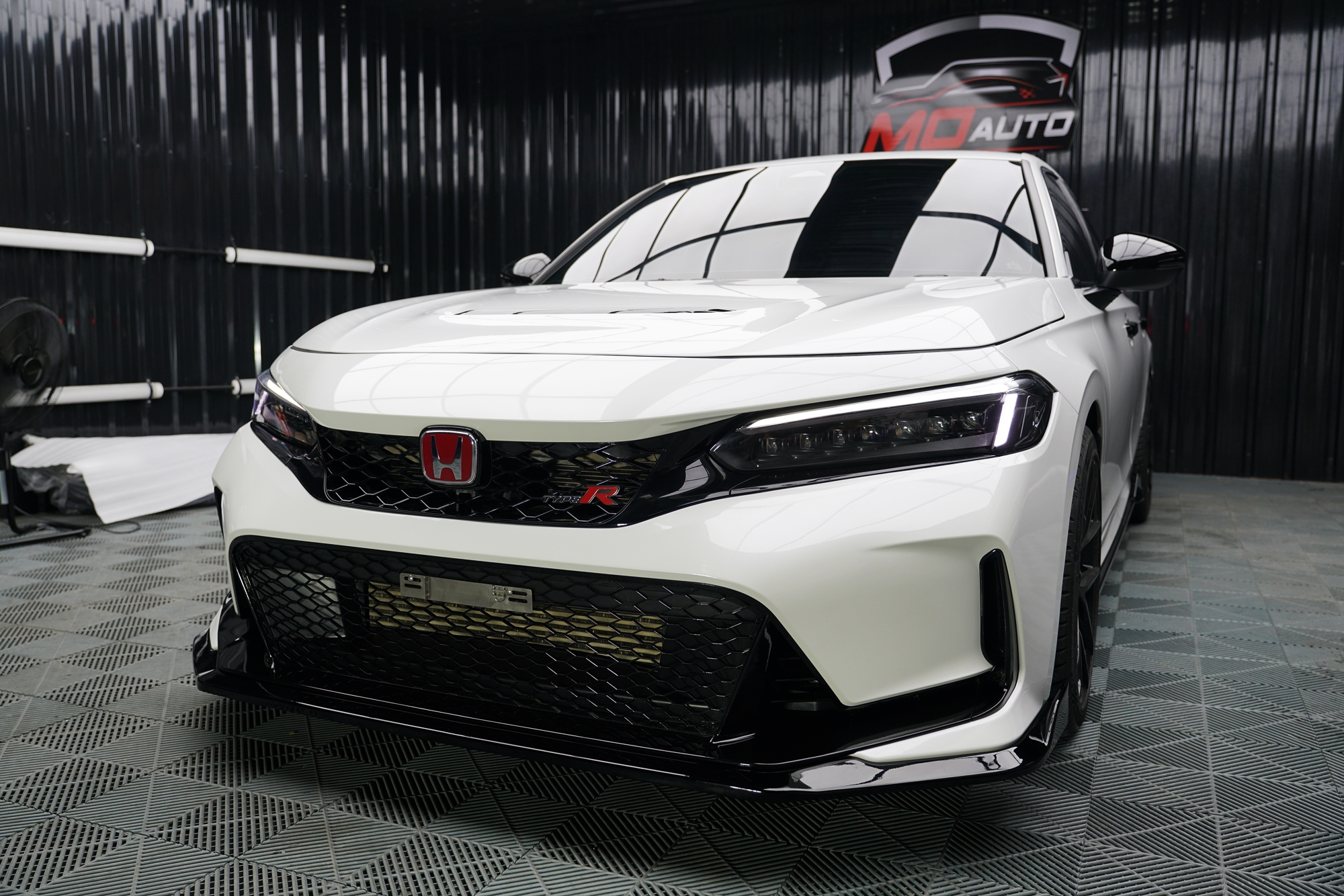 ลิ้นกันชนหน้าดำเงา TYPE-R V2 CIVIC FE