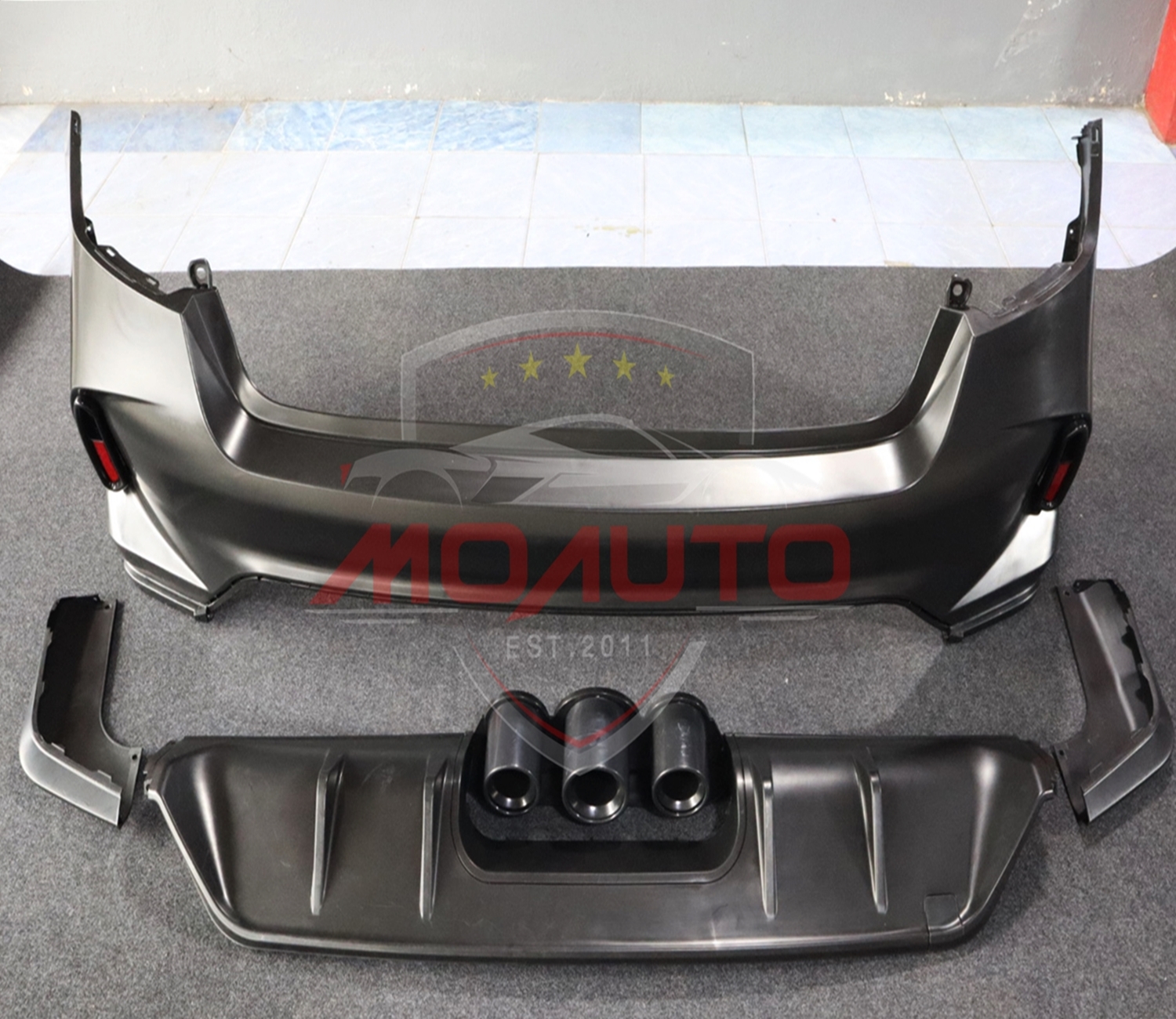 ชุดแต่งกันชนหลัง TYPE-R สำหรับ CIVIC FE