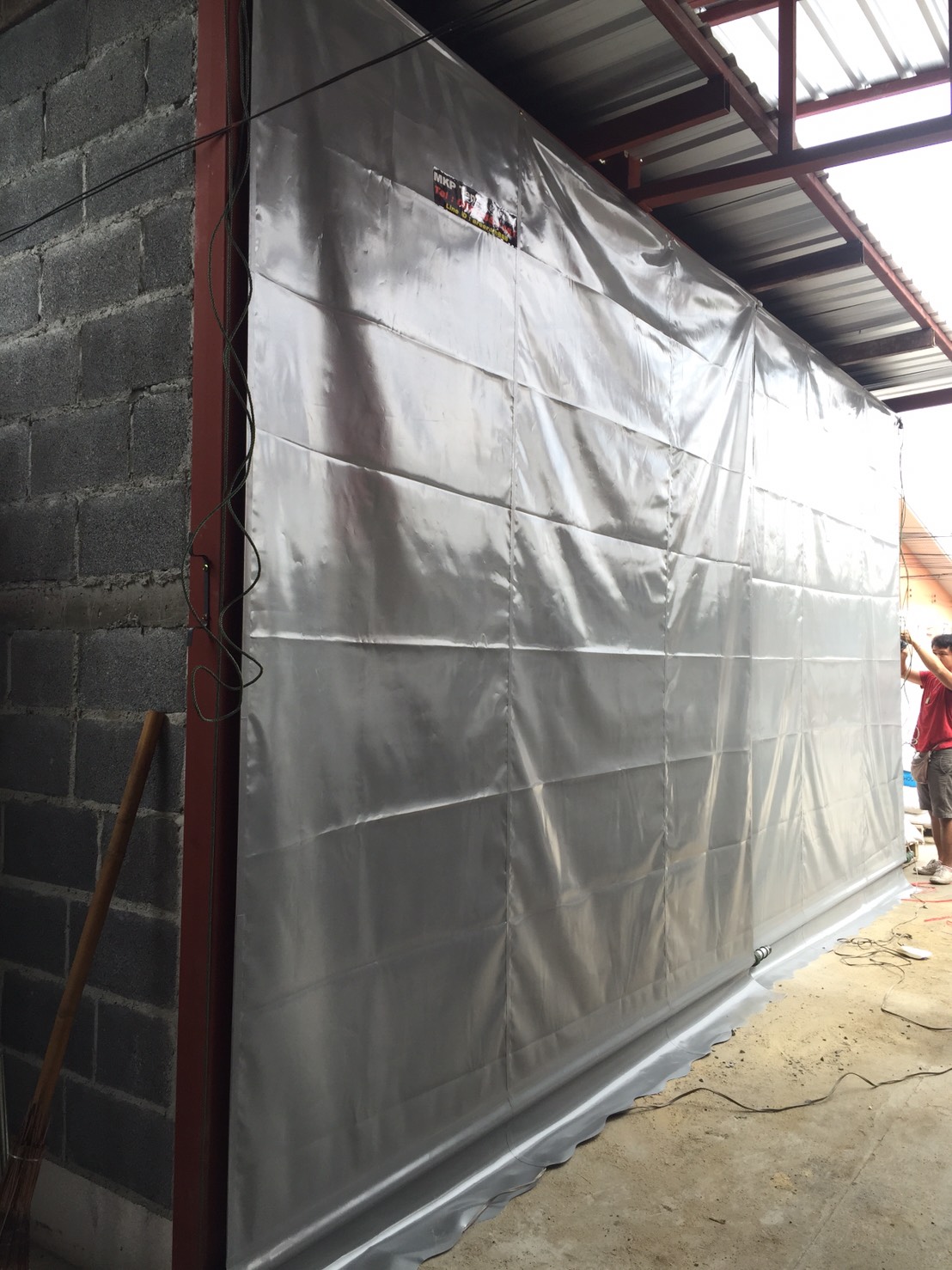 ผ้าใบชักรอก กว้าง 6เมตร สูง 4.5มตร (ไม่รวมเสาค้ำ) กันสาดผ้าใบ ชักรอกผ้าใบ ผ้าใบม้วนขึ้นลง ผ้าใบม้วนเก็บได้ ผ้าใบตลาดนัด มีทุกสี 6m x 4.5m