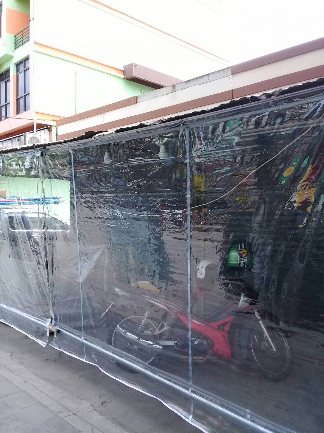 ผ้าใบชักรอกใส ขนาด 2 m x 5 m (ไม่รวมเสาเหล็กค้ำยัน) ผ้าใบสีใส โปร่งใส ผ้าใบกันสาดแบบใส ผ้าใบกันฝนโปร่งใส ผ้าใบม้วนกันฝนแบบใส ผ้าใบม้วนกันแดดสีใส clear ใส