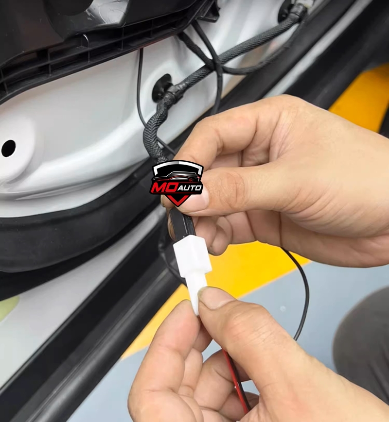 โลโก้ LED ประตูสไลด์ ALPHARD 40 / VELLFIRE 40