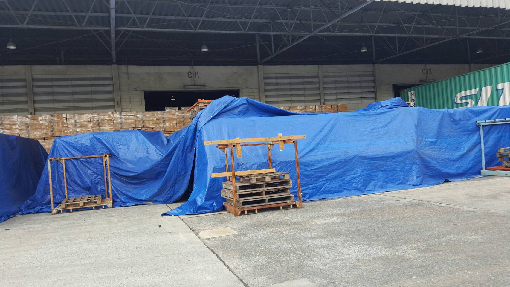 mkp ผ้าใบsuper เต็นท์ กันสาด ผ้าใบเคลือบ2ด้าน ขนาดกว้าง 2หลา x ยาว 3เมตร ผ้าใบคลุมสินค้า ผ้าใบsuper ผ้าใบกันฝน ผ้าใบกันแดด ผ้าใบรถบรรทุก น้ำหนักเบา 2y x 3m