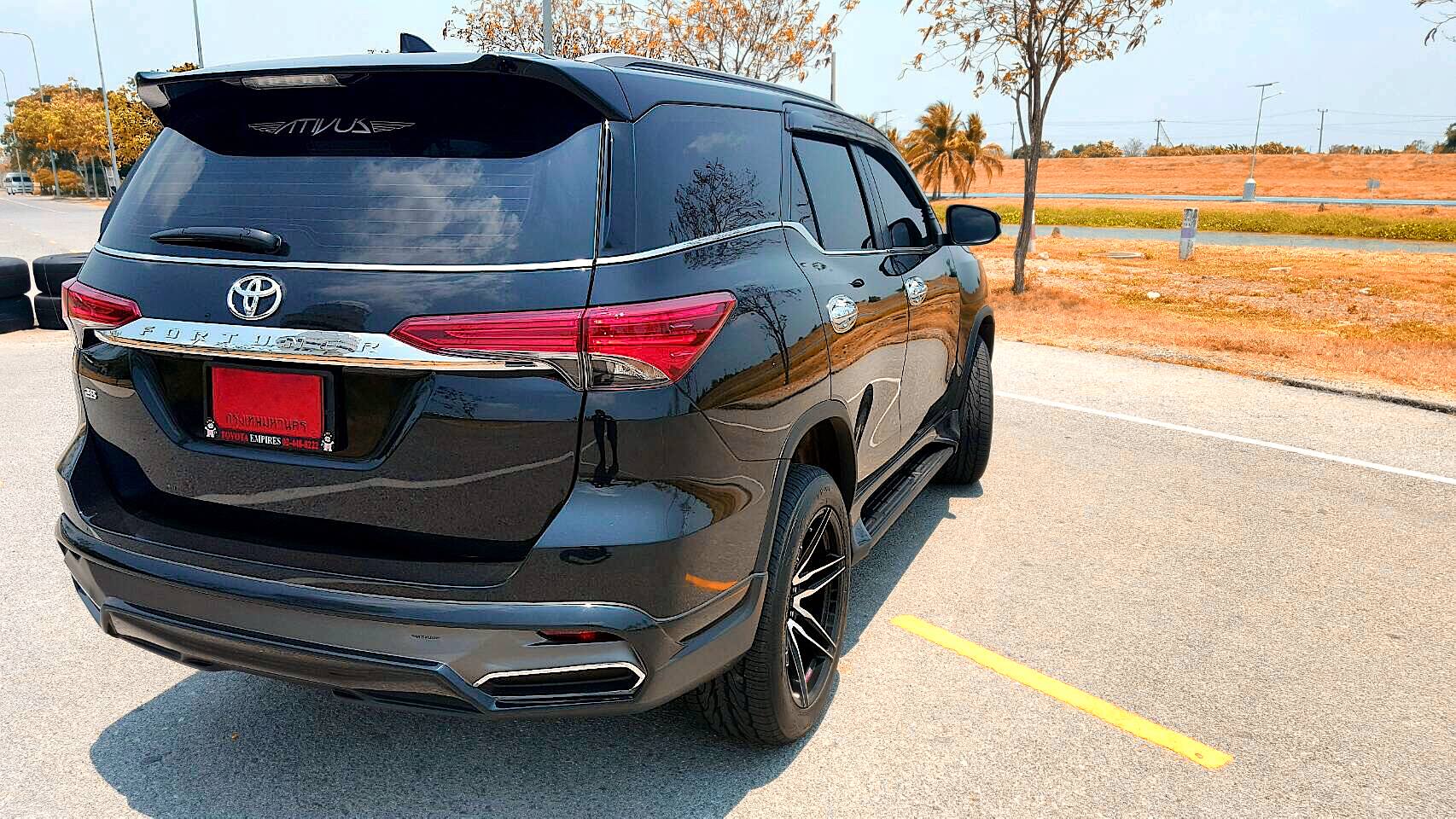 ชุดแต่งรอบคัน Ativus New Fortuner