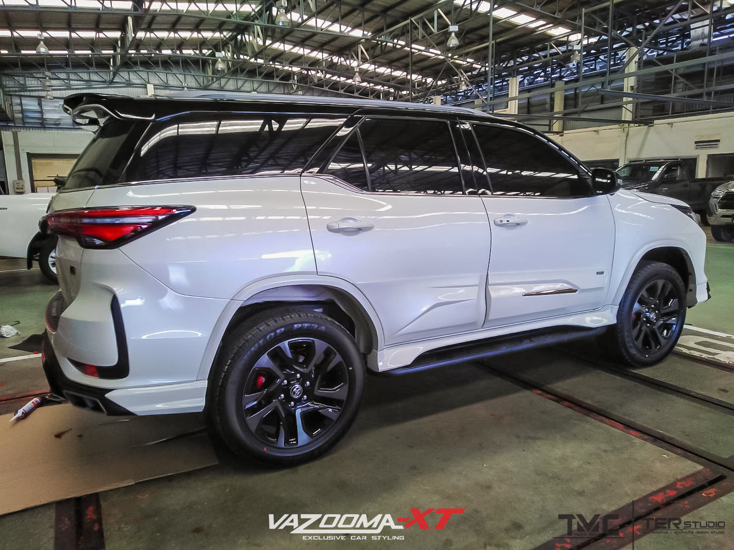 ชุดแต่งรอบคัน Fortuner GR Sport | 𝐕𝐀𝐙𝐎𝐎𝐌𝐀-𝐗𝐓