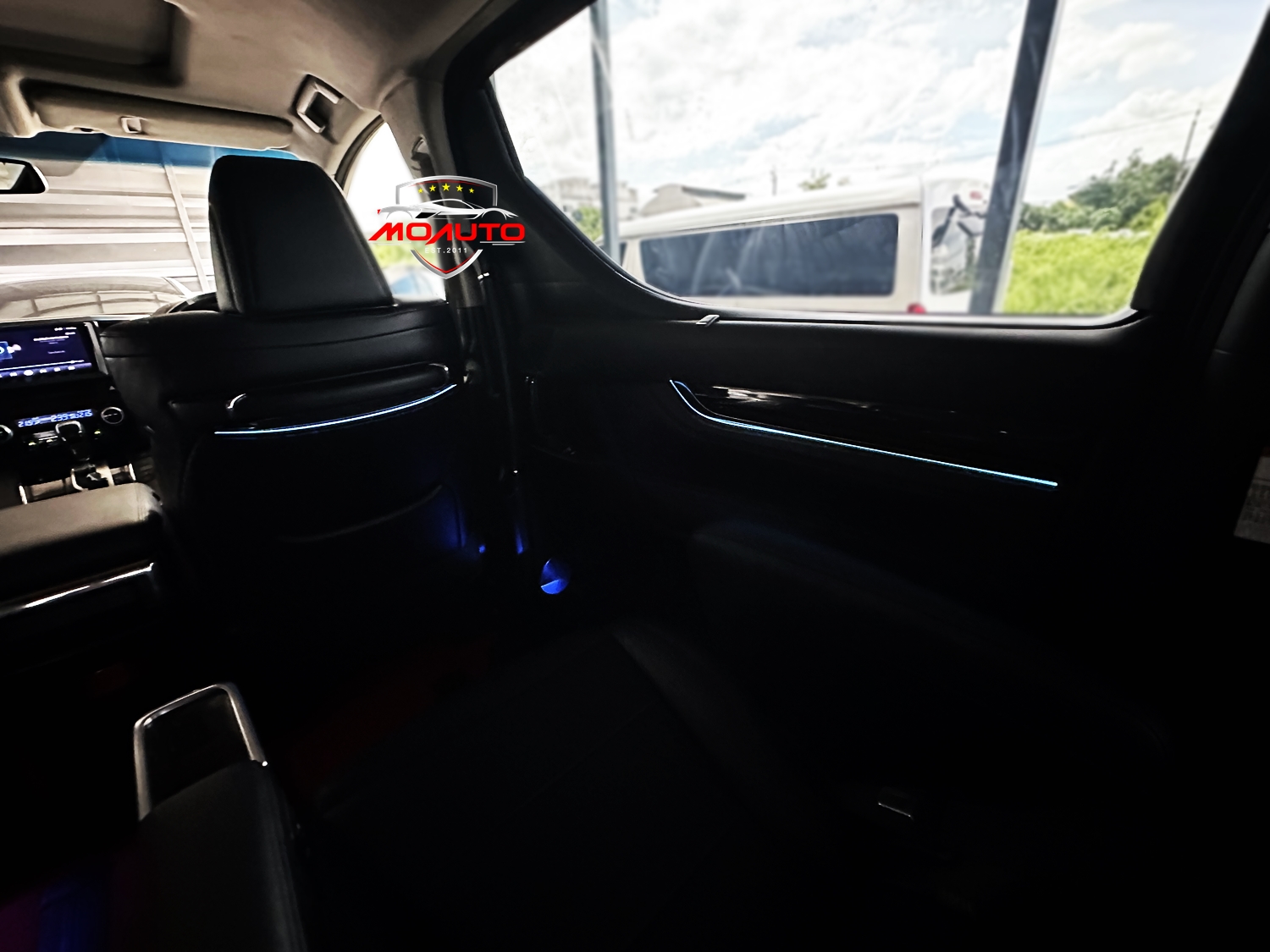 ไฟ Ambient light ตรงรุ่นสำหรับ ALPHARD / VELLFIRE 2016-2023