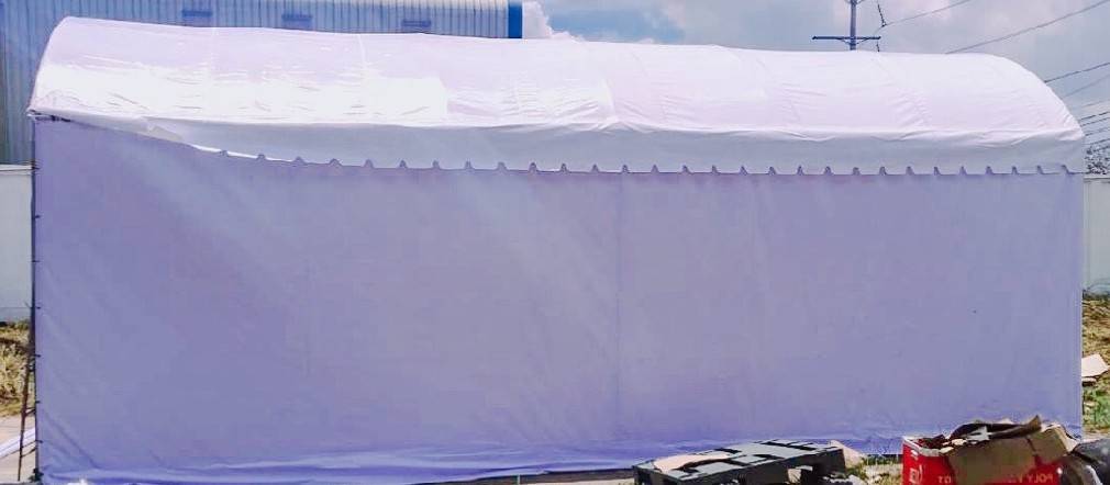 เต็นท์โกดังเก็บสินค้า กว้าง 12 เมตร ยาว 22 เมตร สูง 2.5 เมตร มีผ้าใบปิดล้อม 4 ด้าน เต็นท์ทรงโค้ง เต็นท์อุตสาหกรรม เต็นท์โรงงานเก็บสินค้า เต็นท์โกดังเช่าเก็บสินค้า เต็นท์โรงงานเก็บสินค้า