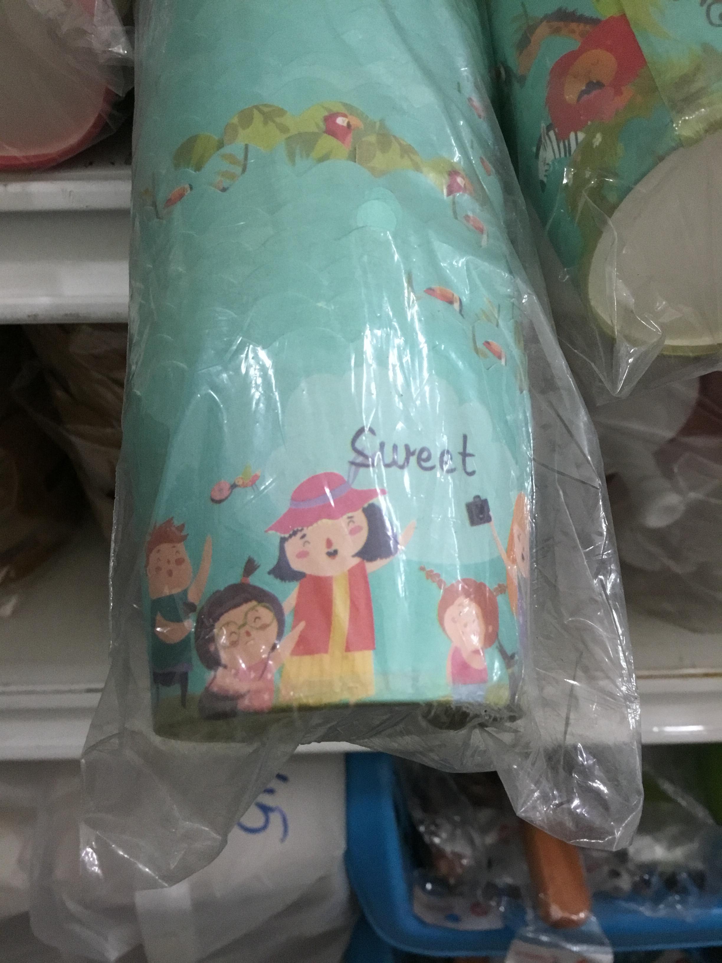 ลาย Sweet ถ้วยปาเนตโทน 48-50 ใบต่อแถว