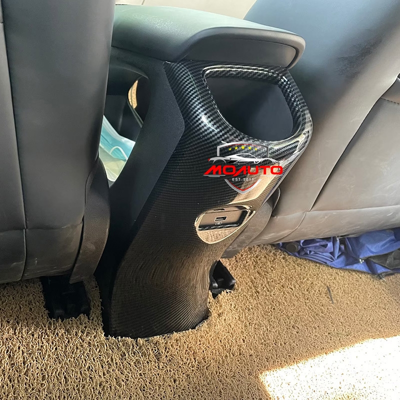 ครอบคาร์บอนภายในห้องโดยสาร BYD DOLPHIN