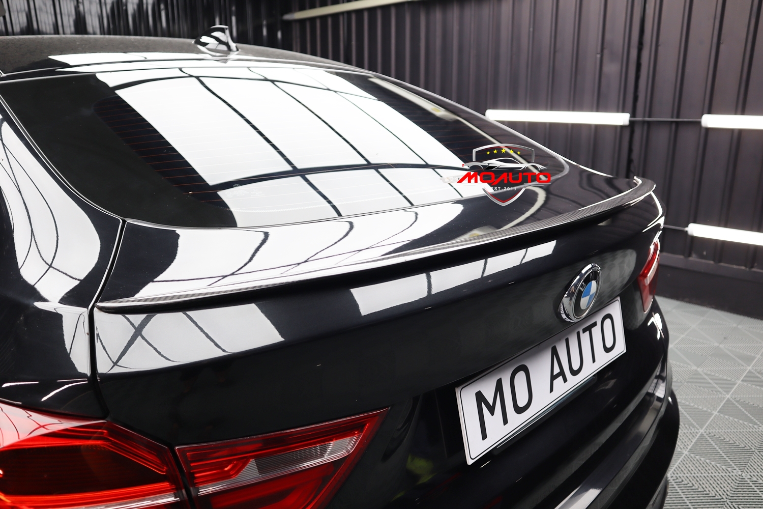 สปอยเลอร์ฝากระโปรงท้าย Carbon BMW X4 F26 ทรง MP