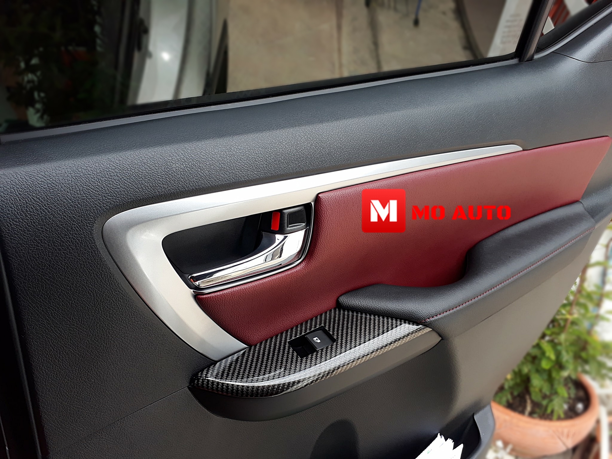 แผงสวิตประตูคาร์บอนแท้ NEW FORTUNER REVO