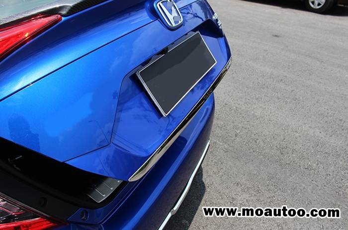 คิ้วฝากระโปรงท้ายใต้ป้ายทะเบียนสแตนเลท CIVIC FC