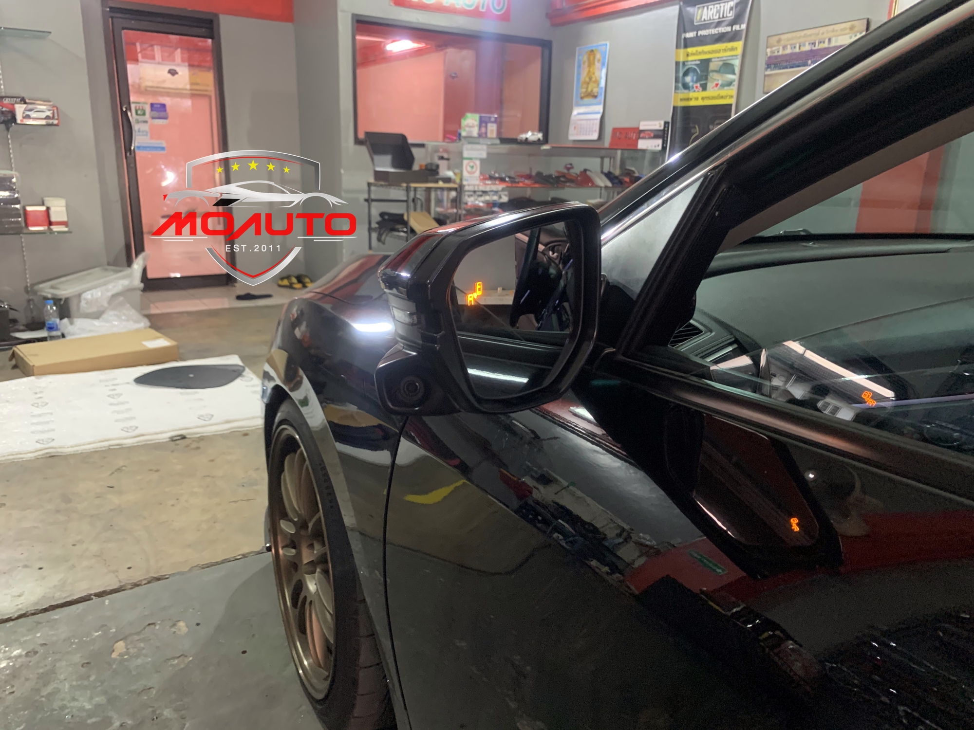 ชุดกระจกช่วยเตือนมุมอับสายตา V1 (Blind Spot Monitor) CIVIC FC / FK