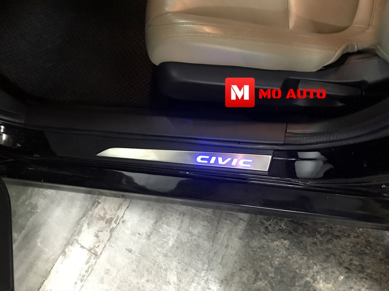 สคับเพลทชายบันได LED สีน้ำเงิน 4 ประตู CIVIC FC / FK 2016-2021