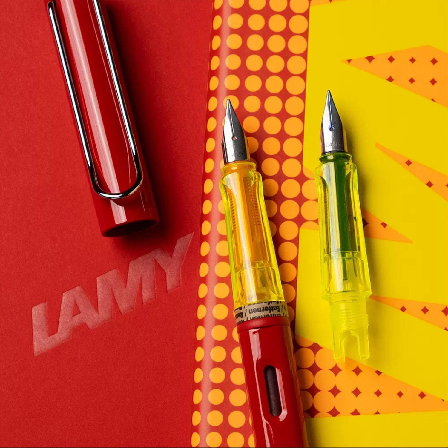 LAMY AL-star glossy red + paper notebook set - limited edition 2022