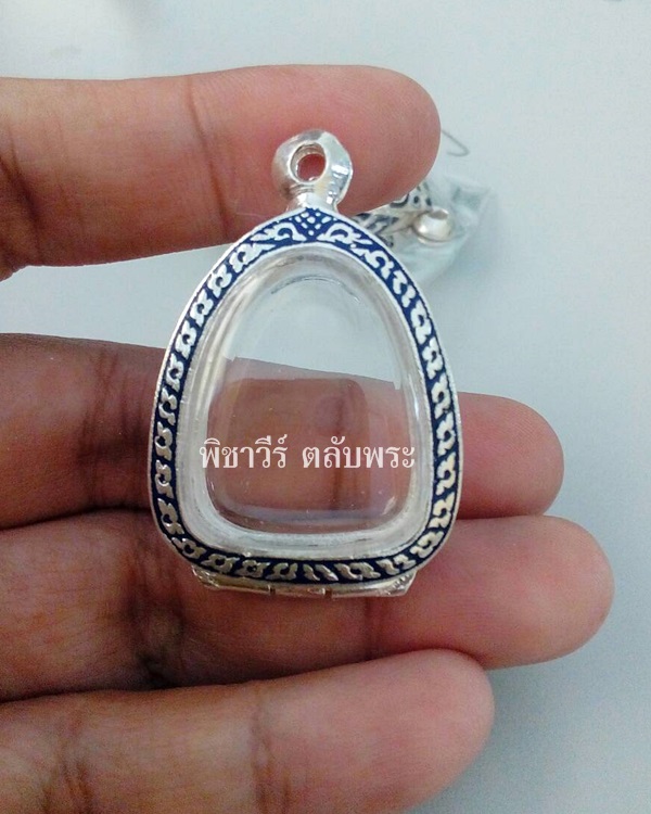 ตลับเงินลงยาใส่ปิดตาหลวงพ่อแก้ว