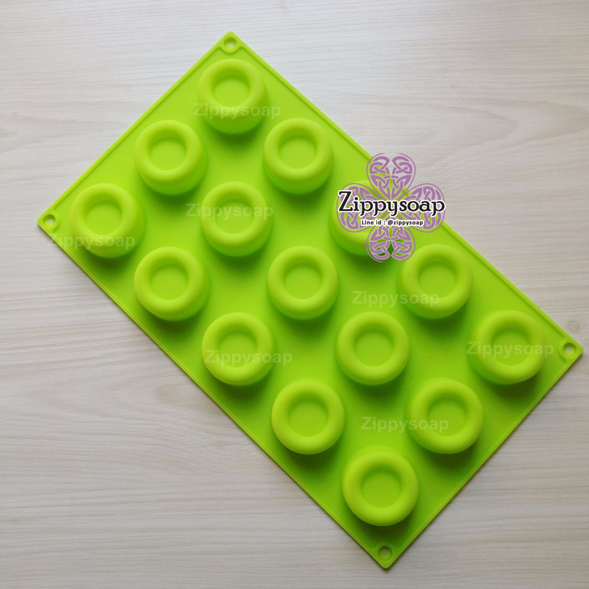 แม่พิมพ์ซิลิโคน วงกลมขอบนูน 4*2cm 002544