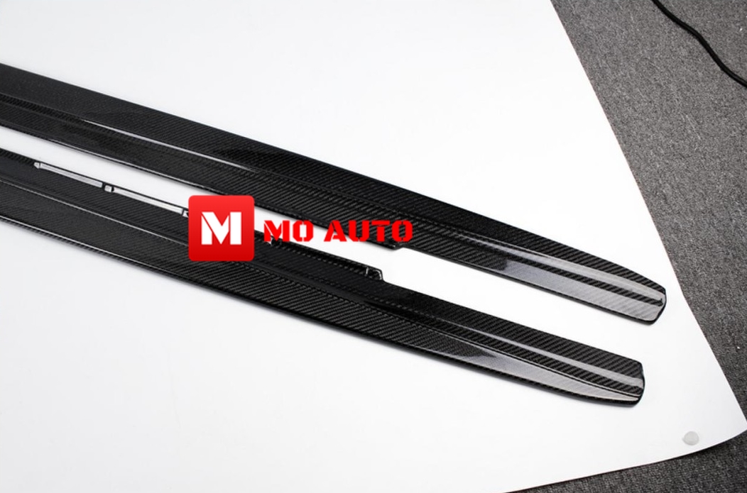 ลิ้นสเกิร์ตข้าง คาร์บอน แท้ / ดำเงา BMW G30