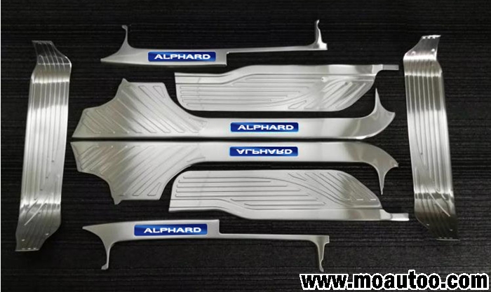เพลทกันรอยเท้าชายประตู 8 ชิ้น ALPHARD / VELLFIRE MC