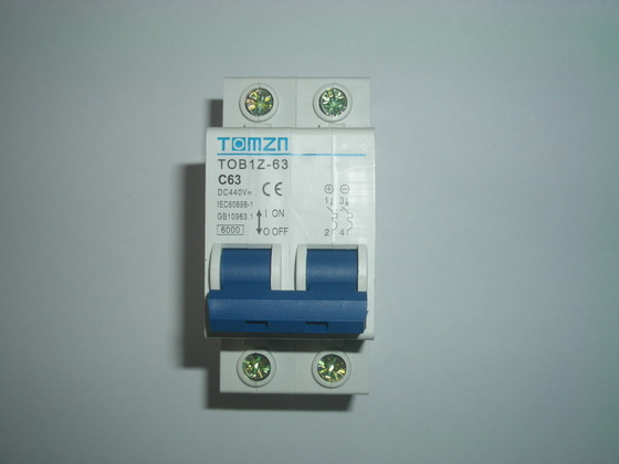เบรกเกอร์ดีซีสำหรับโซล่าเซลล์ (DC Breaker for Solar Cell System) พิกัดกระแส 63A/440V