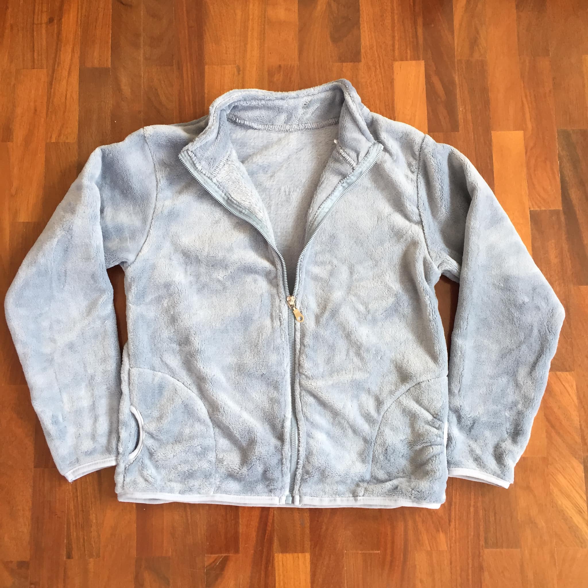 เสื้อกันหนาว ขนนุ่ม สีฟ้า ไซส์ 150