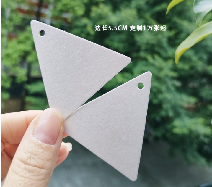 กระดาษเทสกลิ่นน้ำหอม สามเหลี่ยมมีรู 5.5*5.5 cm 100 ชิ้น ของแท้ซับกลิ่นได้ดี