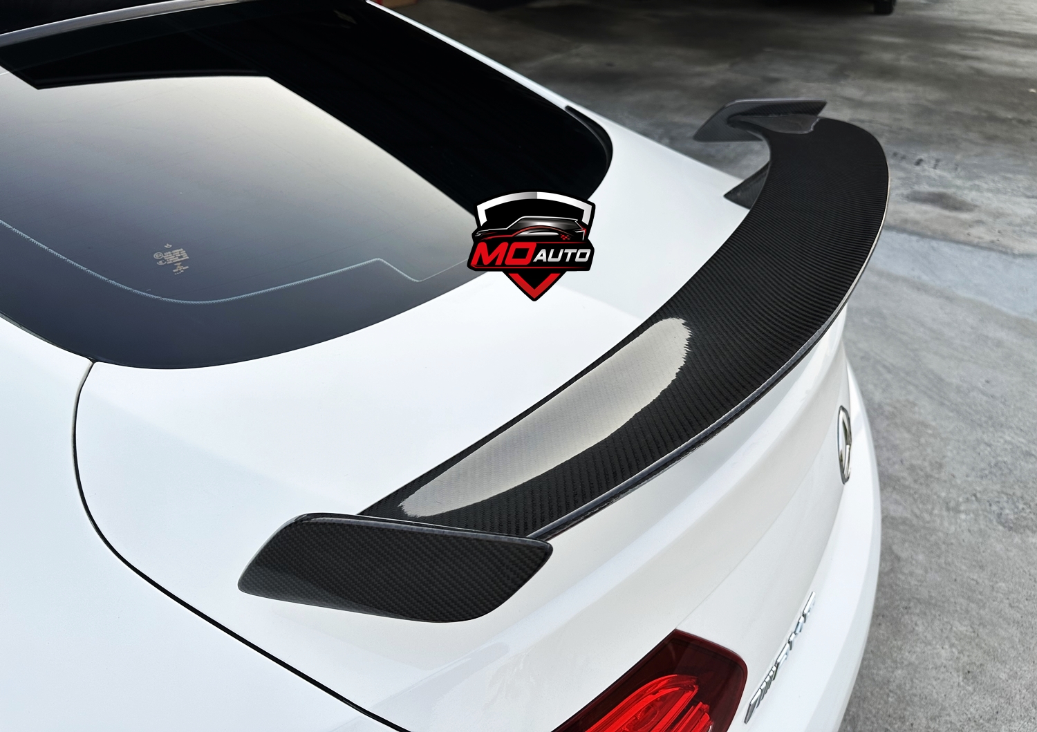 สปอยเลอร์คาร์บอน C200 C250 Coupe W205 ทรง M