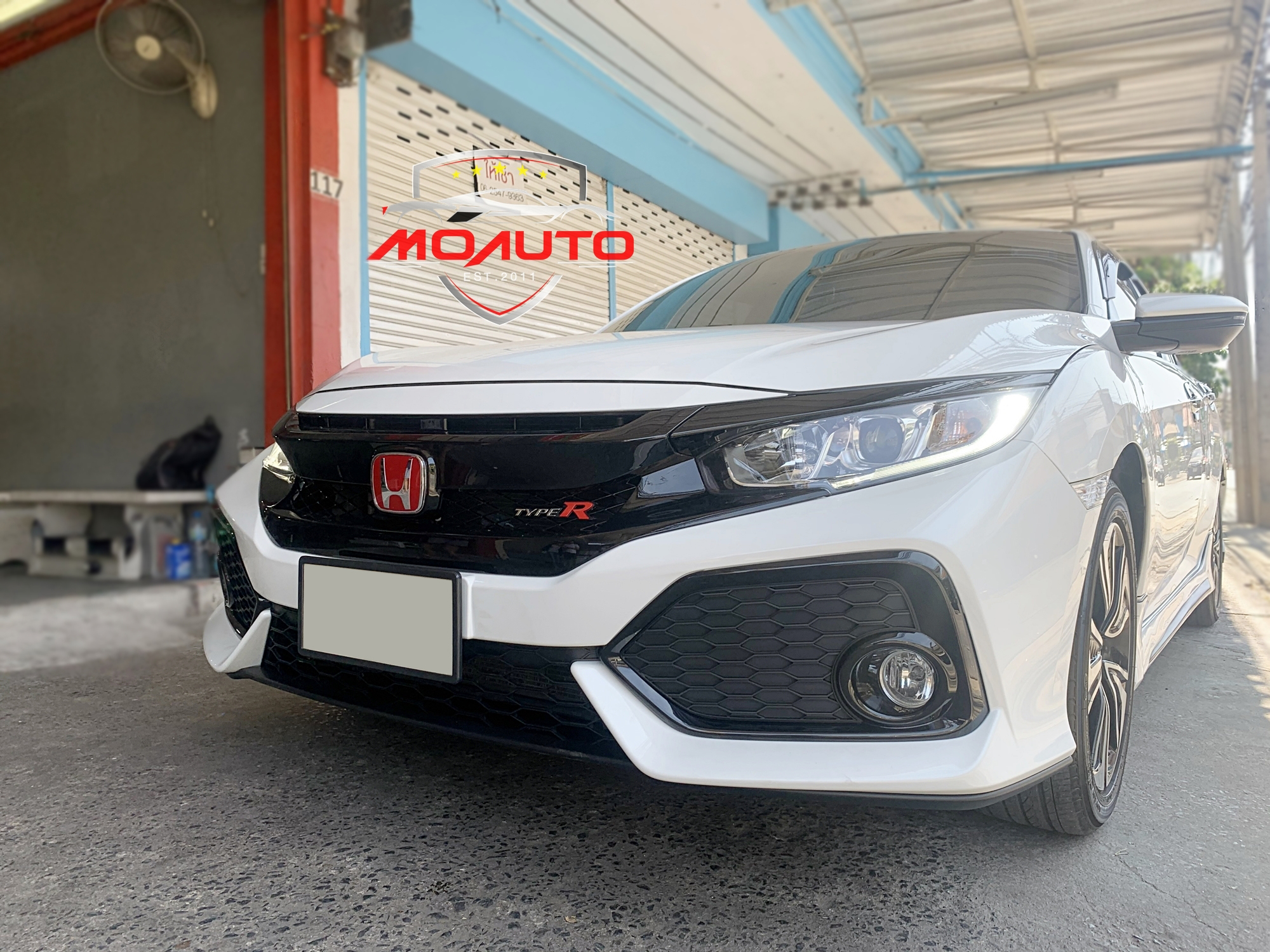 ชุดแต่งกันชนหน้าสำหรับ CIVIC FC ทรง FK HATCHBACK