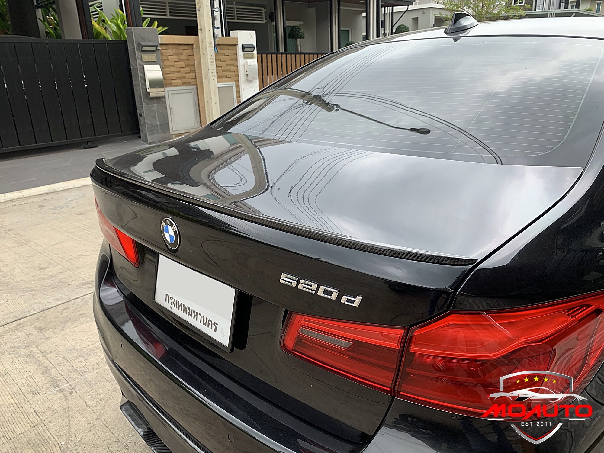สปอยเลอร์ฝากระโปรงท้าย BMW G30 Carbon ทรง M5