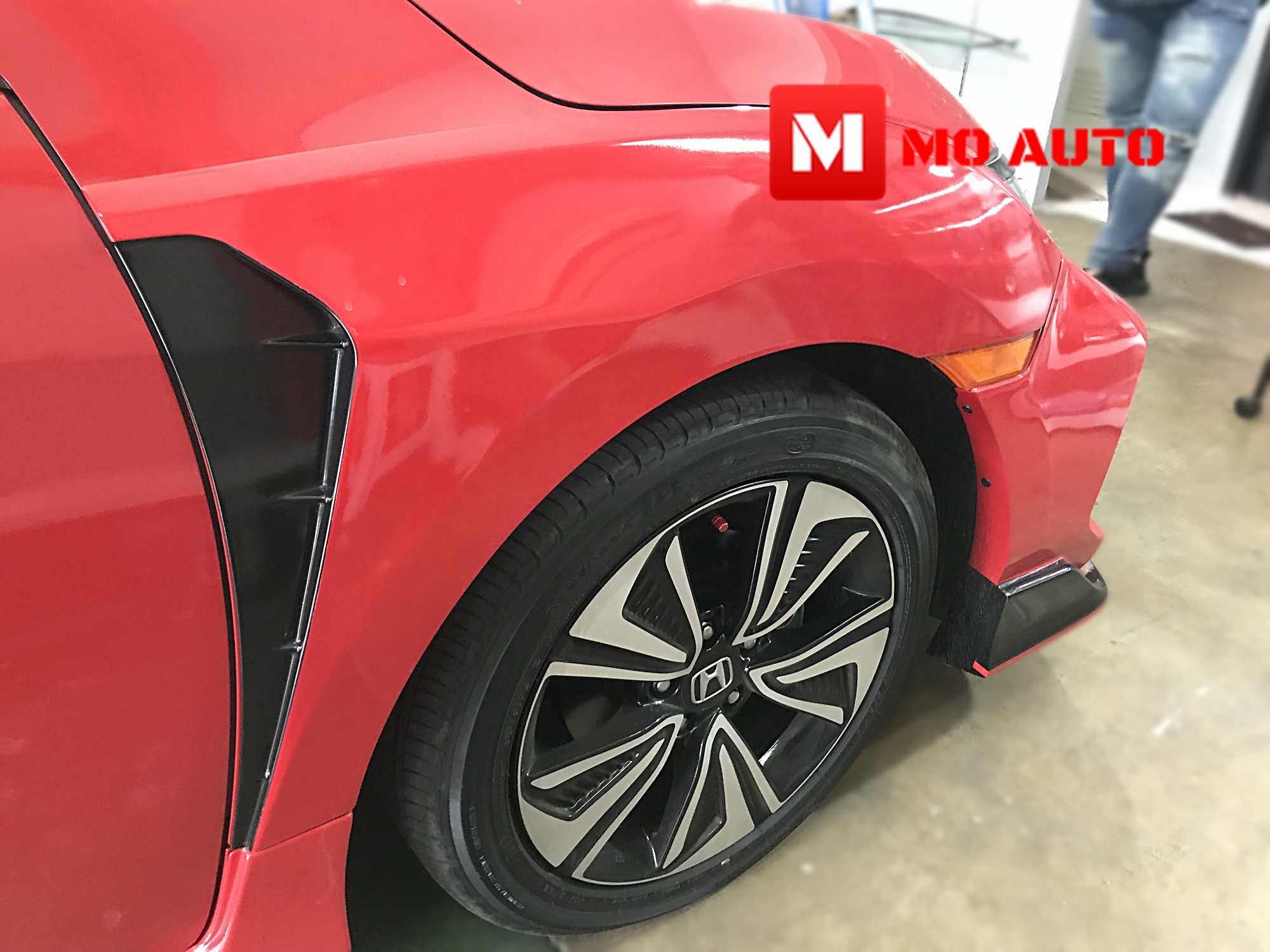 ชุดแต่ง TYPE-R CIVIC FK Hatchback แบบสวมทับ