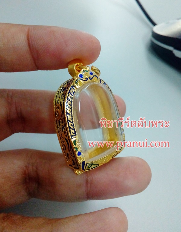 ตลับเงินลงยาชุบไมครอนใส่พระซุ้มกอ