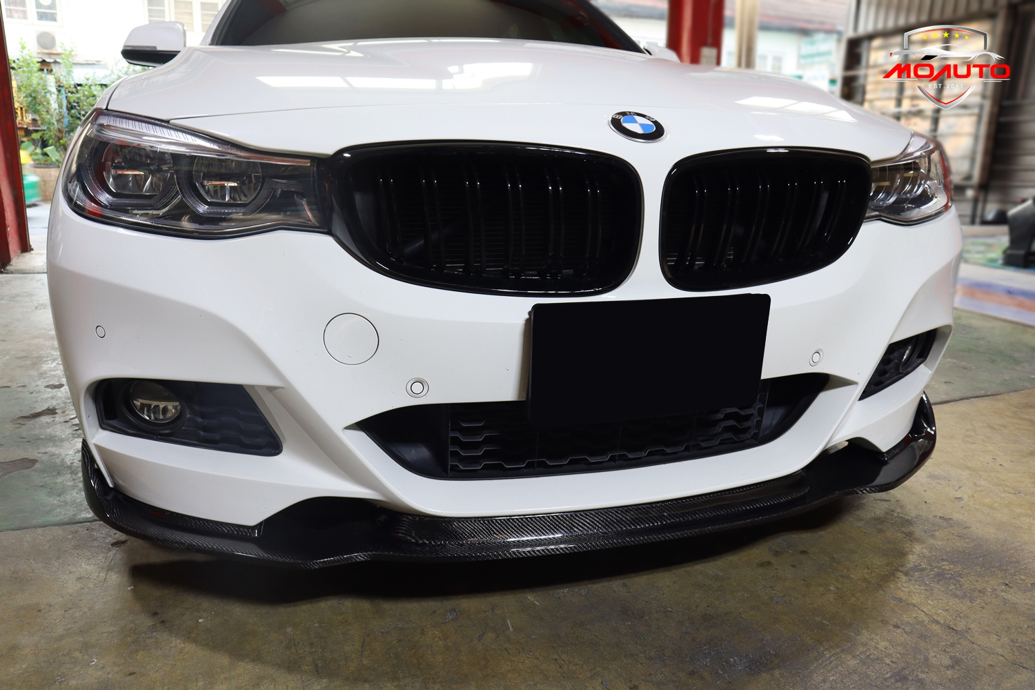 ลิ้นหน้าเพียวคาร์บอน BMW 3GT M-SPORT ทรง HB