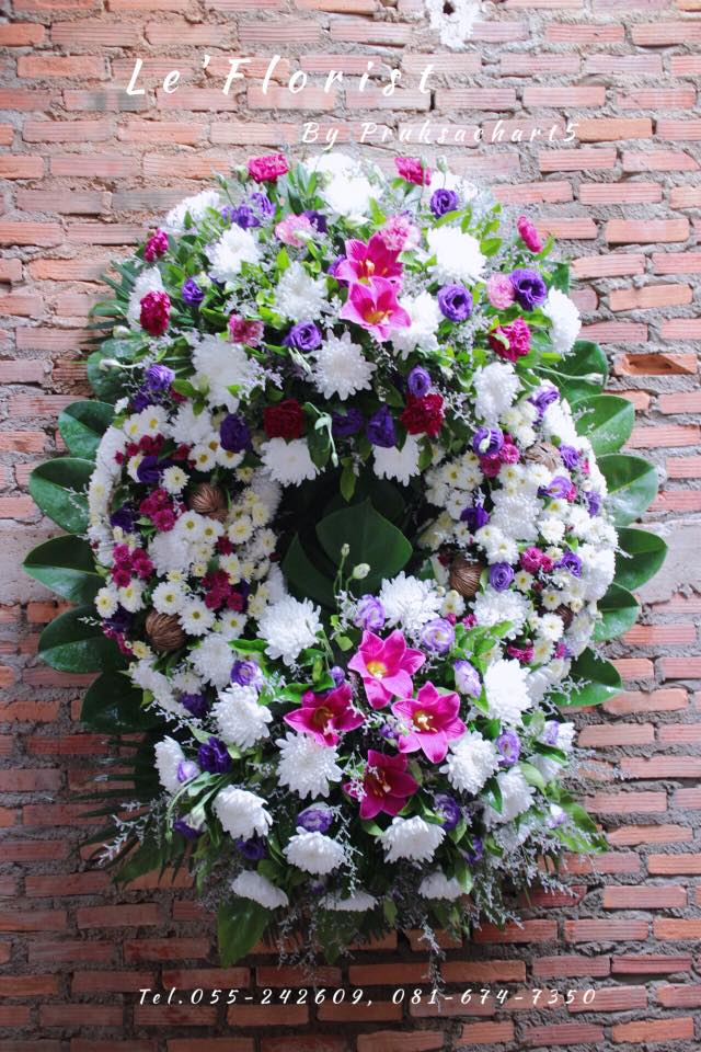 W31 พวงหรีดดอกไม้สด