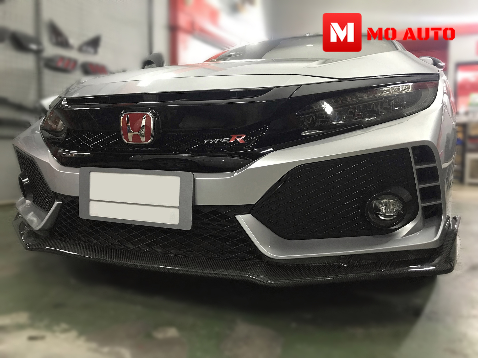 กระจังหน้าทรง TYPE-R สำหรับ CIVIC FC / FK 2016-2018 เท่านั้น