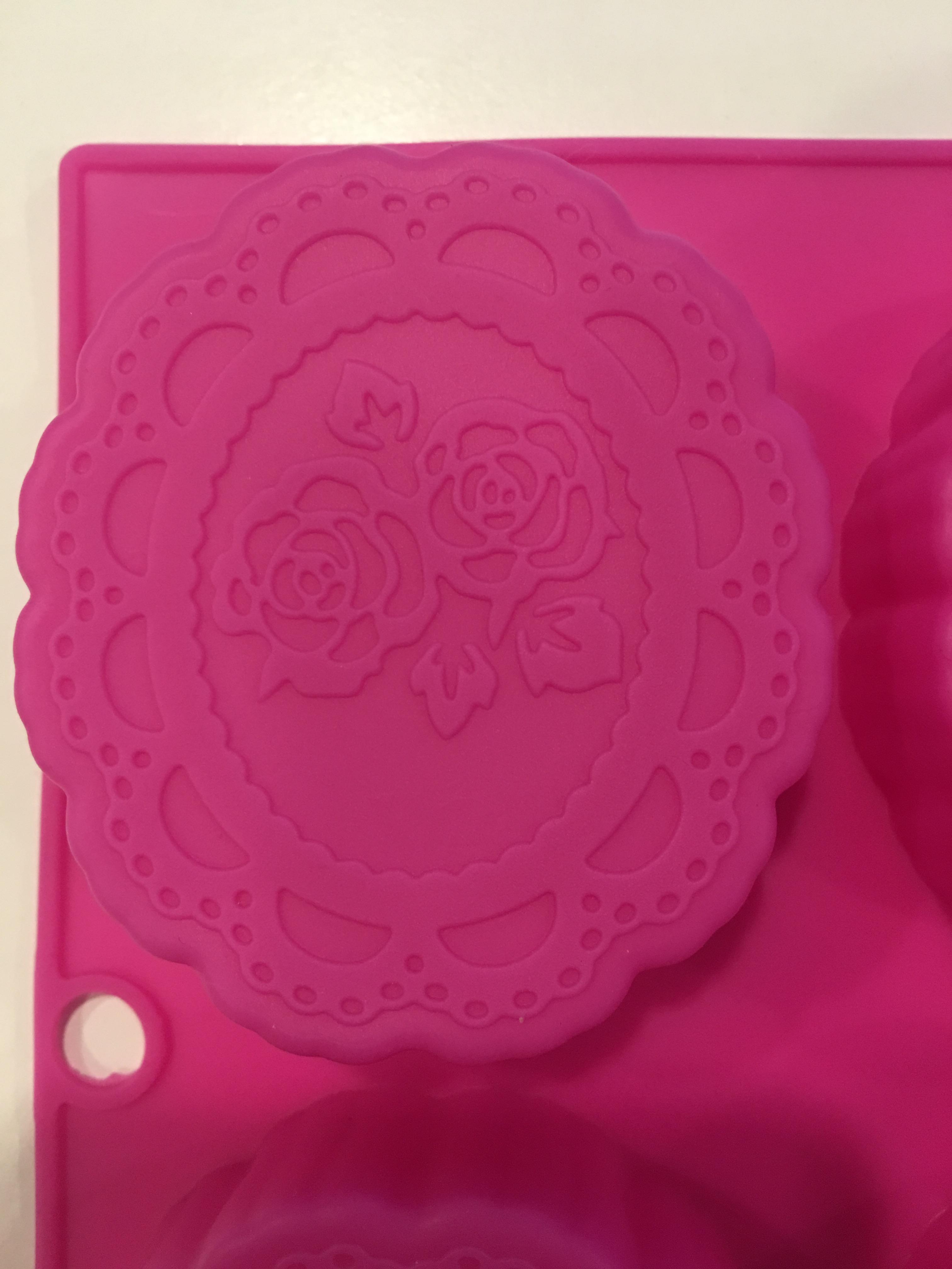 แม่พิมพ์ซิลิโคน รูปดอกกุหลาบวินเทจ 8 ช่อง 75-80g