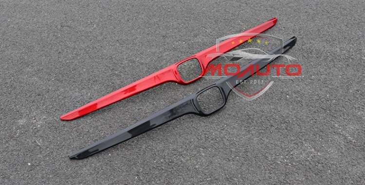 ครอบคิ้วฝากระโปรงท้าย CR-V G5 2016-2021