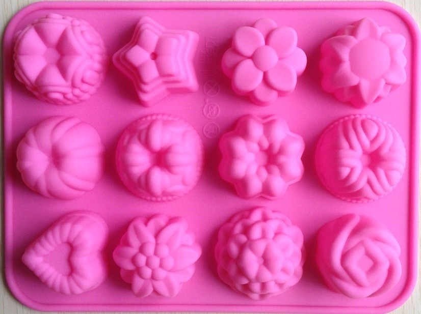 พิมพ์สบู่ / ช็อกโกแลต / วุ้น 12 ช่อง คละลาย