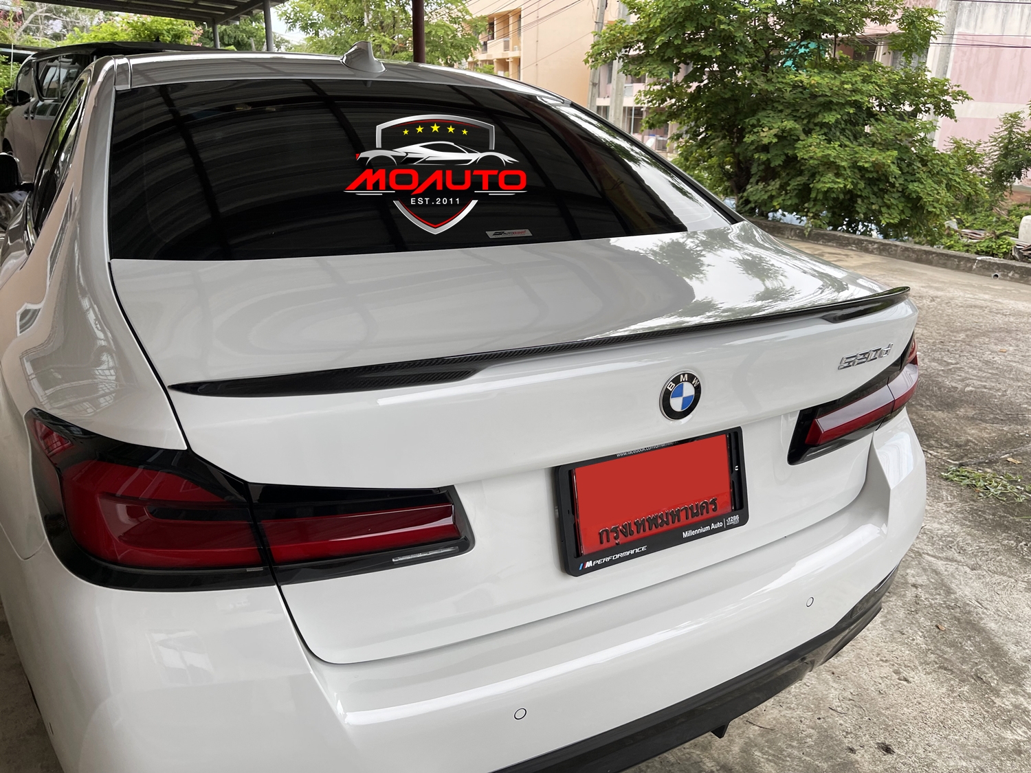 สปอยเลอร์ฝากระโปรงท้าย BMW G30 Carbon ทรง M Performance