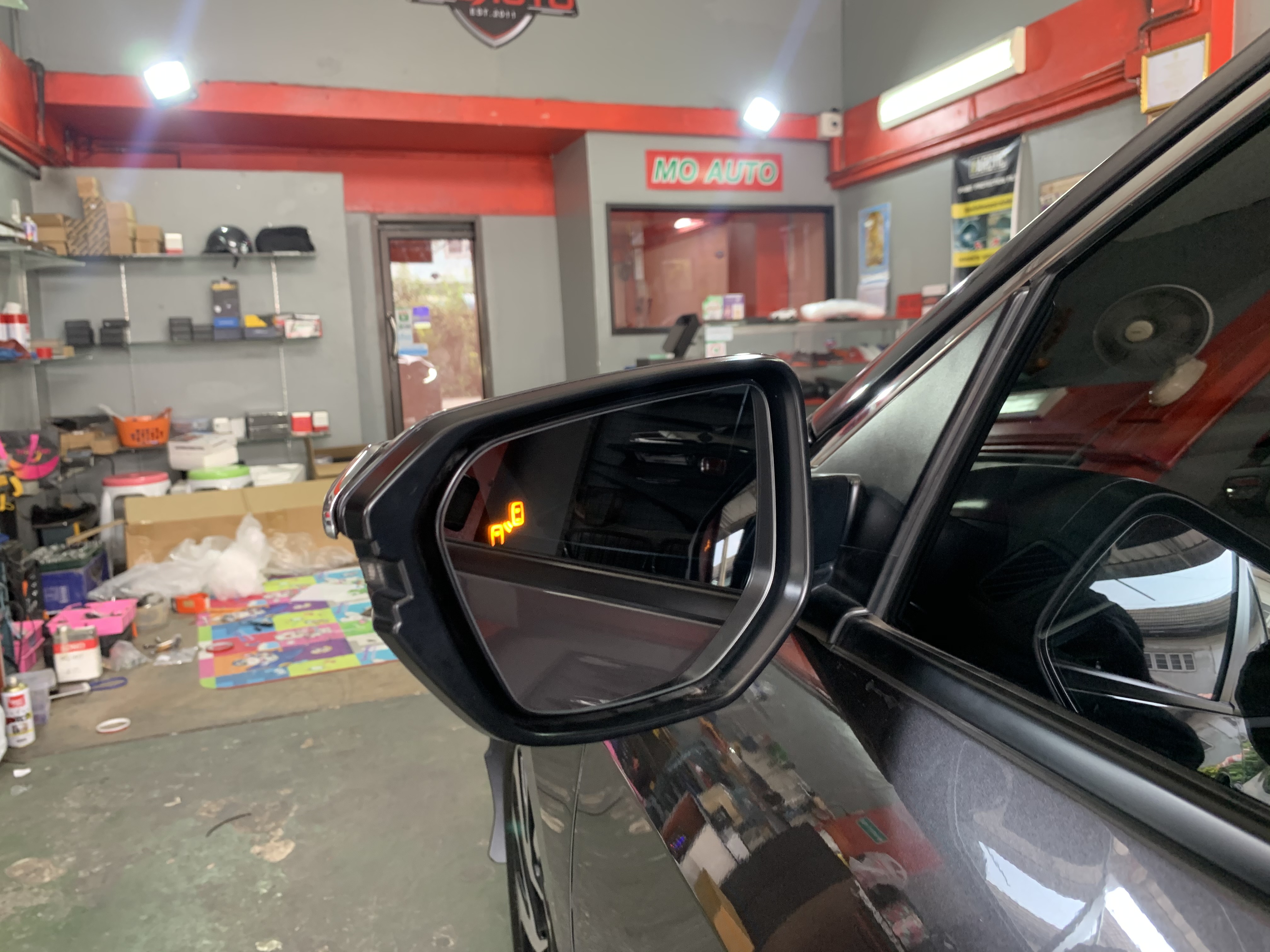 ชุดกระจกช่วยเตือนมุมอับสายตา V1 (Blind Spot Monitor) CIVIC FC / FK